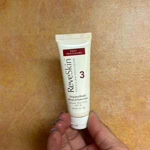 ReveSkin 3 elegant shade, physical sunscreen, broad spectrum, SPF 30, tinted